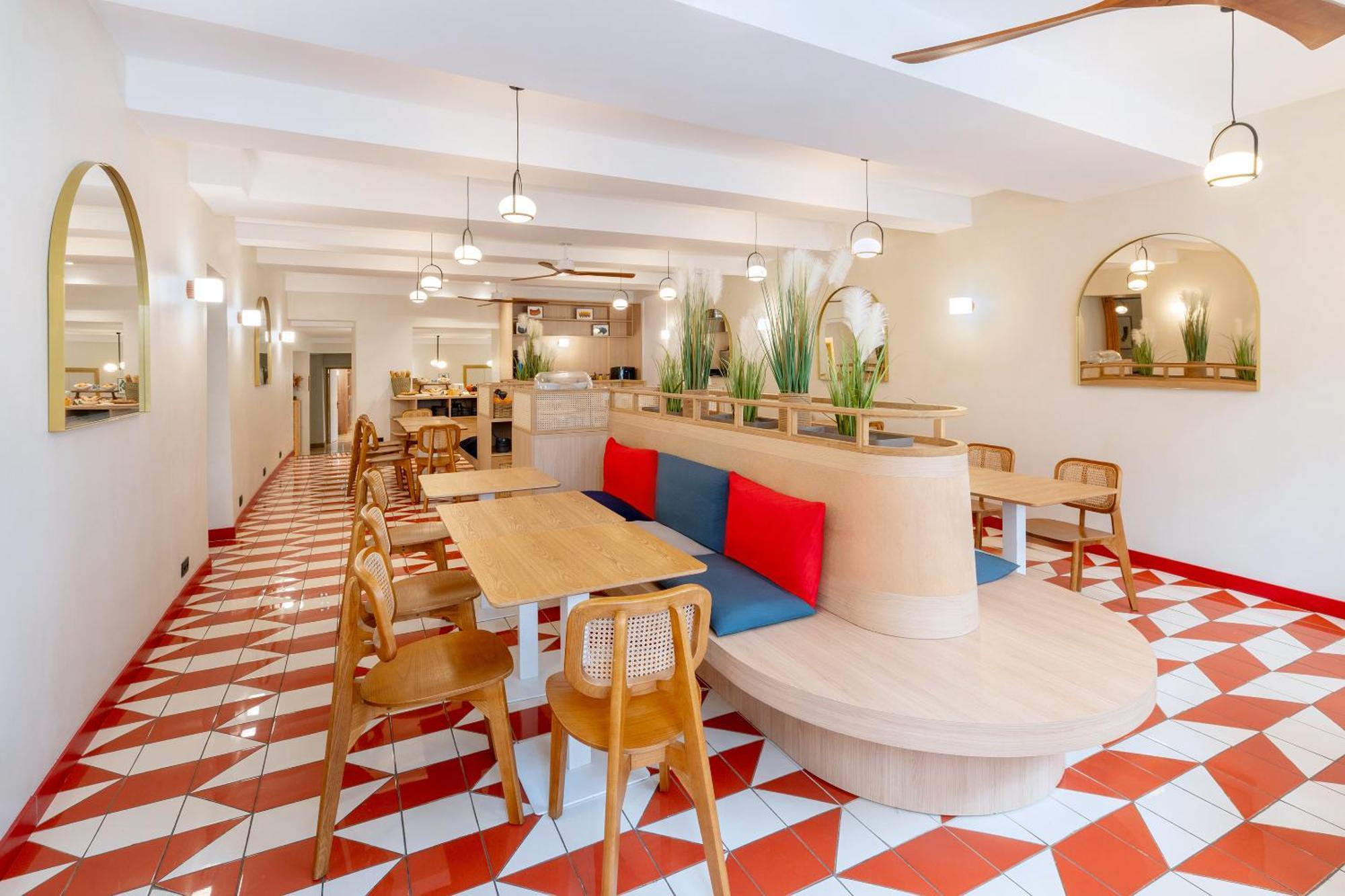 Best Western Plus Au Grand Saint Jean بون المظهر الخارجي الصورة